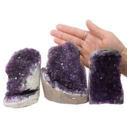 2kg Amethyst Crystal Geode Specimen Set 3 Pieces DN388 5 Amethyst Crystal Geode Specimen Set 3 Pieces DN388 | Himalayan Salt Factory