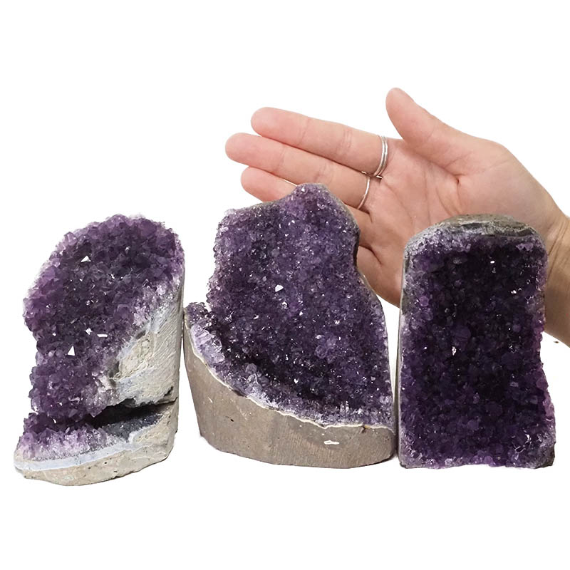 2kg Amethyst Crystal Geode Specimen Set 3 Pieces DN388 4 Amethyst Crystal Geode Specimen Set 3 Pieces DN388 | Himalayan Salt Factory