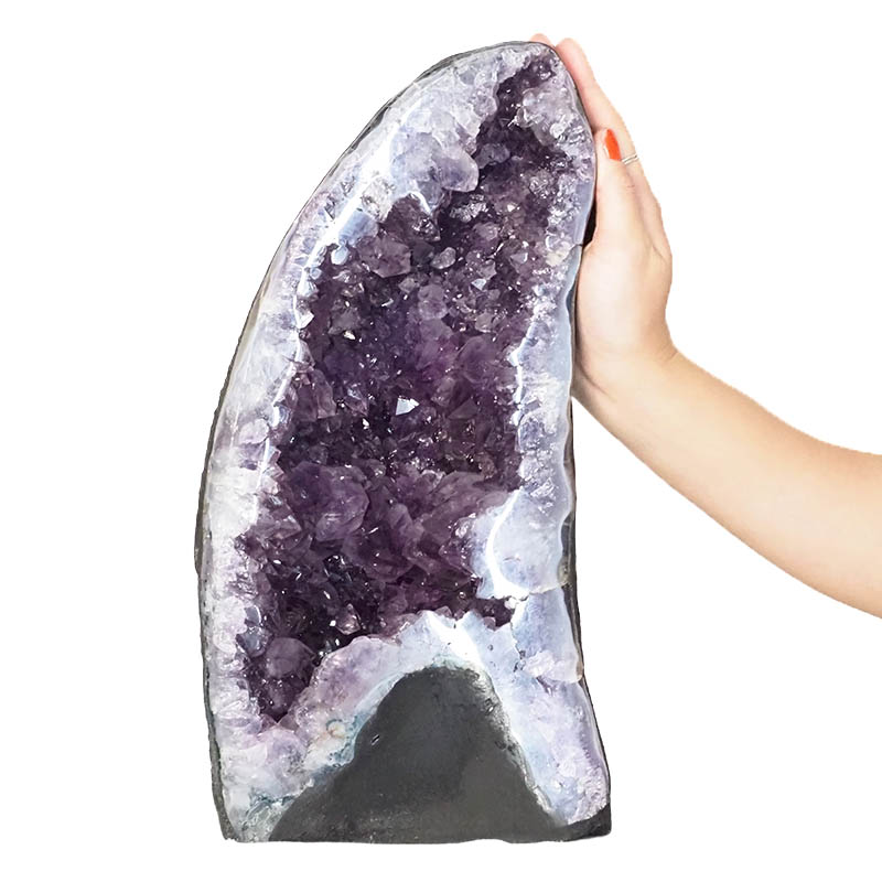 9.32kg Amethyst Cathedral Geode DS931 4 Amethyst Cathedral Geode - A Grade DS931 | Himalayan Salt Factory
