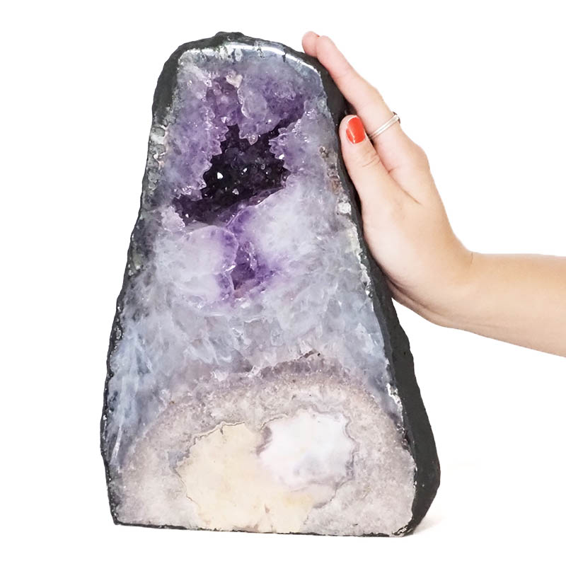 7.40kg Amethyst Cathedral Geode DS1007 4 Amethyst Cathedral Geode DS1007 | Himalayan Salt Factory