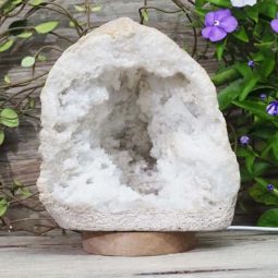 3.34kg Natural Calcite Geode Lamp with Large LED Light Base DS1026 9 Natural Calcite Geode Lamp with Large LED Light Base DS1026 | Himalayan Salt Factory