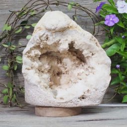 Natural Calcite Geode Lamp with Large LED Light Base DS1028 | Himalayan Salt Factory