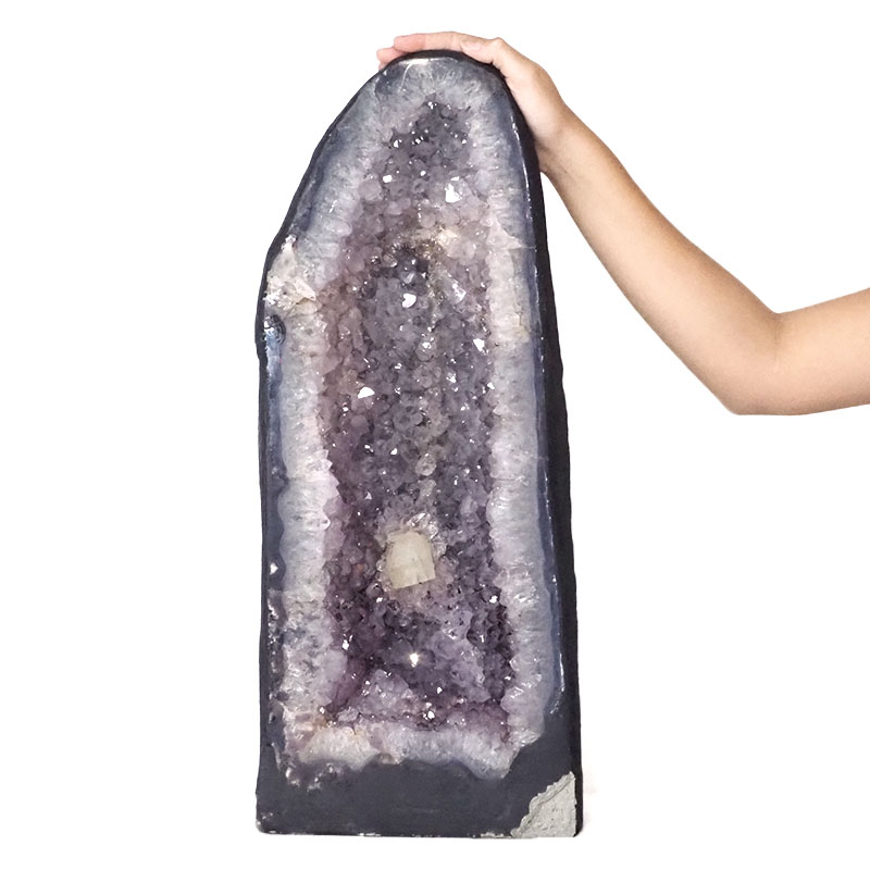 29.56kg Amethyst Cathedral Geode DS1104 4 Amethyst Cathedral Geode DS1104 | Himalayan Salt Factory