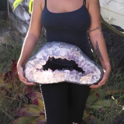 12.15kg Natural Amethyst Geode Slice DS 1116 6 Natural Amethyst Geode Slice DS 1116 | Himalayan Salt Factory