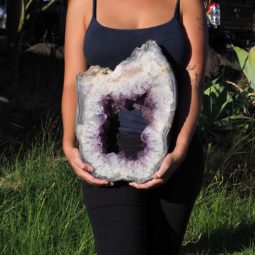 10.45kg Natural Amethyst Geode Slice DS 1117 6 Natural Amethyst Geode Slice DS 1117 | Himalayan Salt Factory