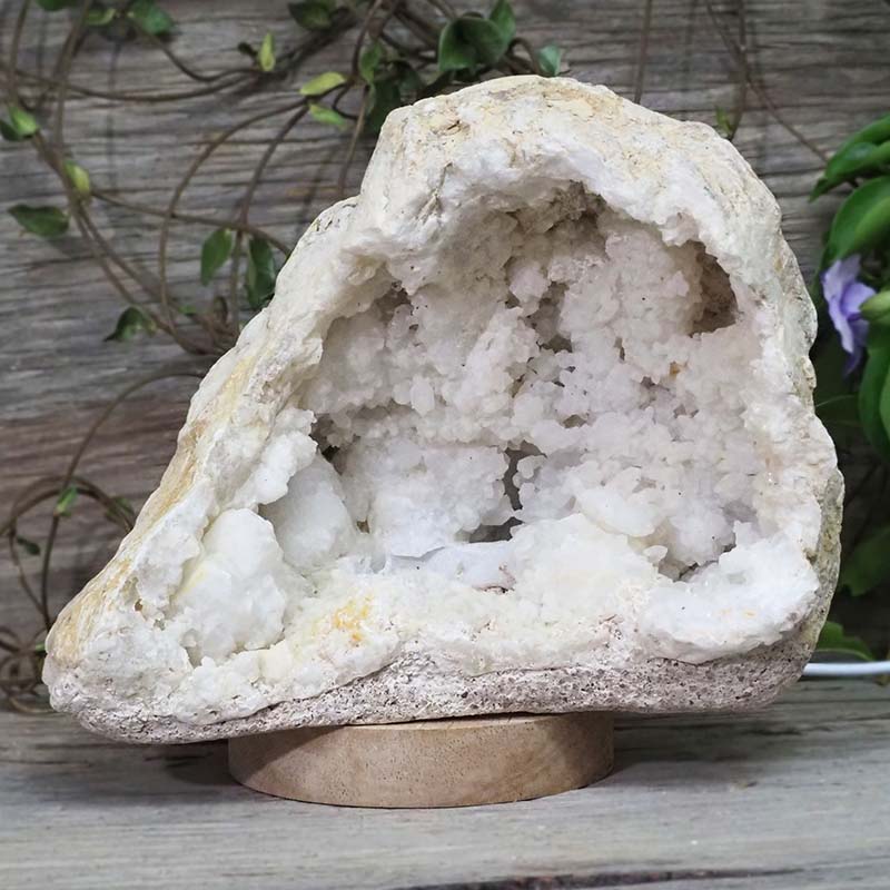 2.923kg Natural Calcite Geode Lamp with Large LED Light Base DS1078 4 Natural Calcite Geode Lamp with Large LED Light Base DS1078 | Himalayan Salt Factory