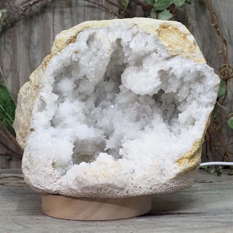 2.94kg Natural Calcite Geode Lamp with Large LED Light Base DS1124 4 Natural Calcite Geode Lamp with Large LED Light Base DS1124 | Himalayan Salt Factory