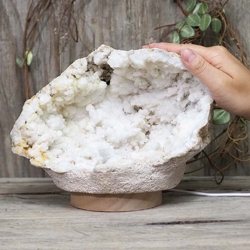 2.92kg Natural Calcite Geode Lamp with Large LED Light Base DS1180 5 Natural Calcite Geode Lamp with Large LED Light Base DS1180 | Himalayan Salt Factory