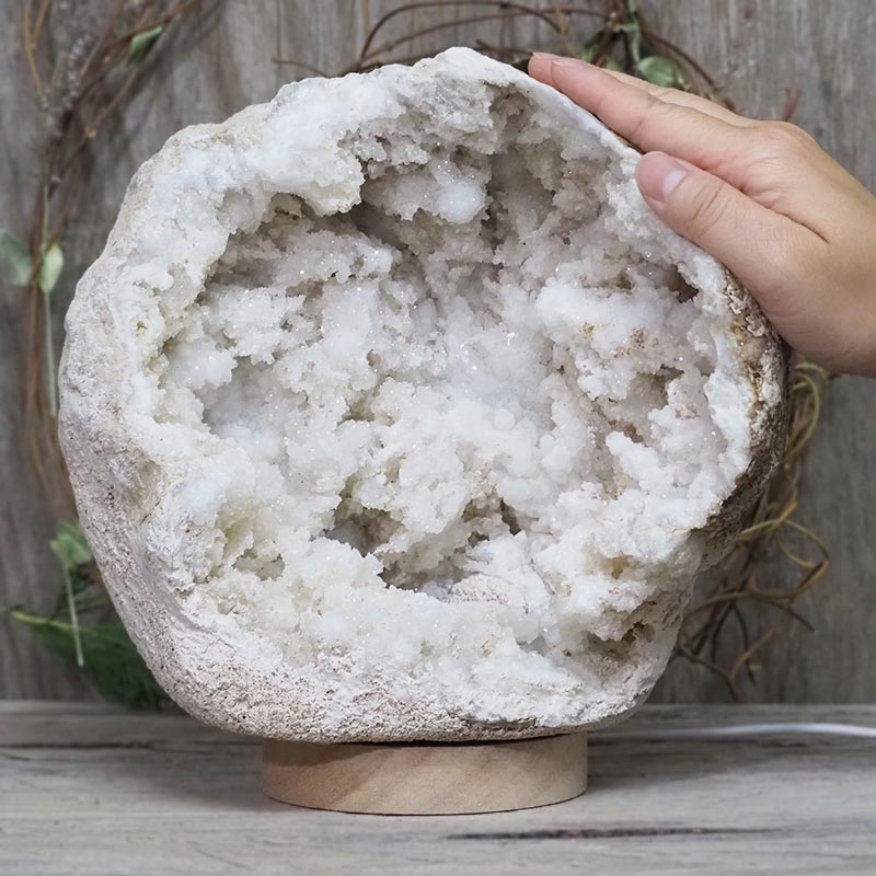 4.08kg Natural Calcite Geode Lamp with Large LED Light Base DS1200 4 Natural Calcite Geode Lamp with Large LED Light Base DS1200 | Himalayan Salt Factory