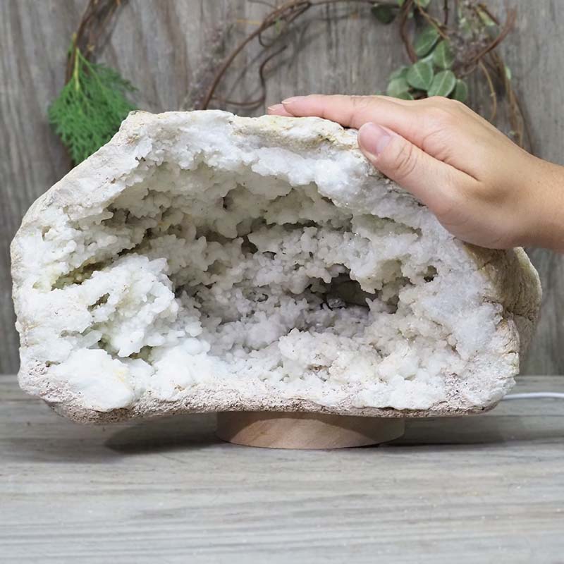 5.26kg Natural Calcite Geode Lamp with Large LED Light Base DS1206 4 Natural Calcite Geode Lamp with Large LED Light Base DS1206 | Himalayan Salt Factory