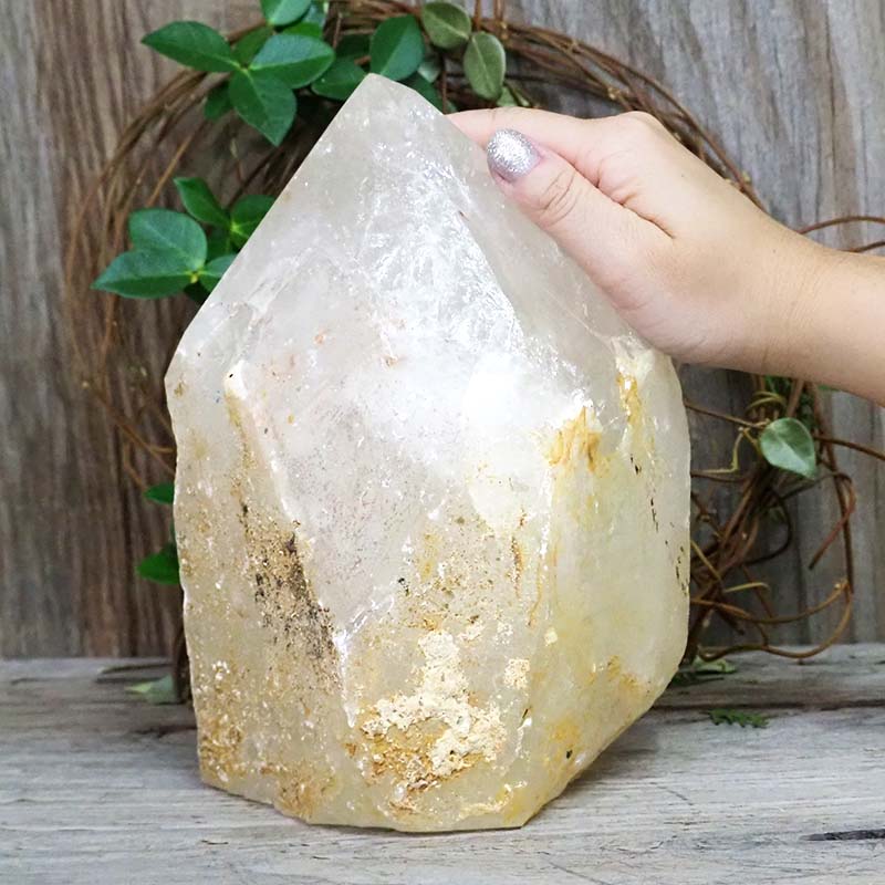 5.0kg Large Natural Clear Quartz Point Lamp with LED Bulb DS1275 5 Large Natural Clear Quartz Point Lamp with LED Bulb DS1275 | Himalayan Salt Factory