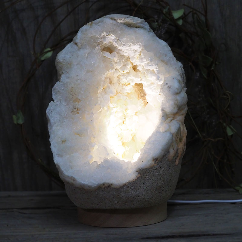 4.63kg Natural Calcite Geode Lamp with Large LED Light Base DS1261 3 Natural Calcite Geode Lamp with Large LED Light Base DS1261 | Himalayan Salt Factory