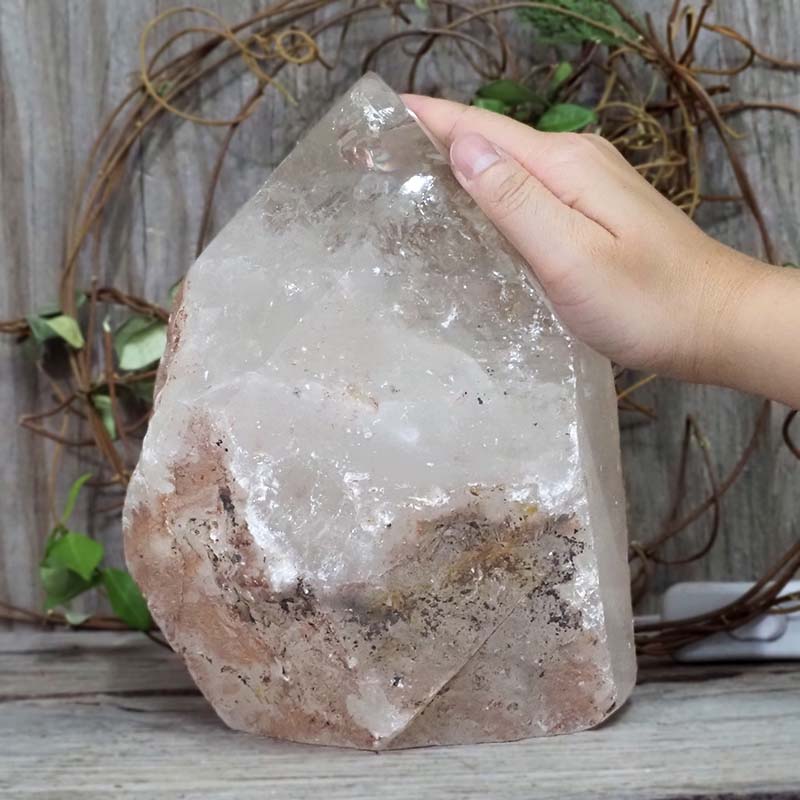 5.30kg Large Natural Clear Quartz Point Lamp with LED Bulb DS1281 5 Large Natural Clear Quartz Point Lamp with LED Bulb DS1281 | Himalayan Salt Factory
