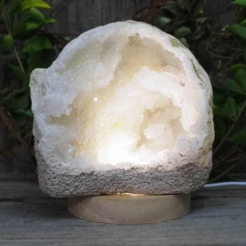 1.60kg Natural Calcite Geode Lamp with Large LED Light Base DS1327 4 1.60kg Natural Calcite Geode Lamp with Large LED Light Base DS1327 | Himalayan Salt Factory