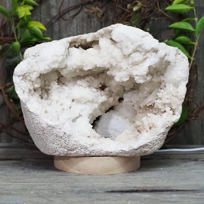 3.0kg Natural Calcite Geode Lamp with Large LED Light Base DS1336 3 3.00kg Natural Calcite Geode Lamp with Large LED Light Base DS1336 | Himalayan Salt Factory