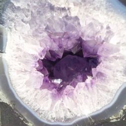 2kg Amethyst Crystal Geode Specimen DJ583 6 Amethyst Crystal Geode Specimen DJ583-1
