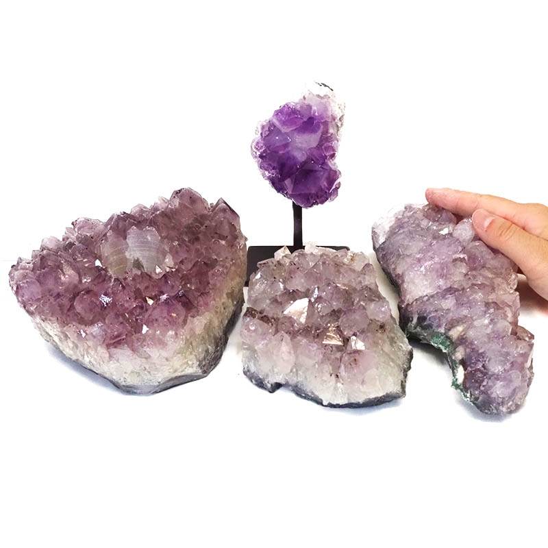 Amethyst Crystal Set - 4 Pieces S322 4 Amethyst Crystal Set - 4 Pieces S322-1