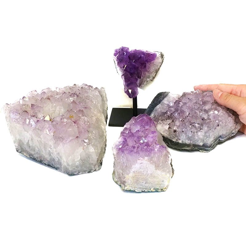 Amethyst Crystal Set - 4 Pieces S323 4 Amethyst Crystal Set - 4 Pieces S323-2