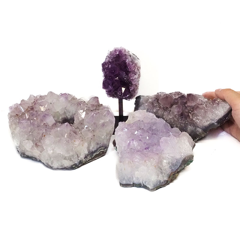 Amethyst Crystal Set - 4 Pieces S327 4 Amethyst Crystal Set - 4 Pieces S327