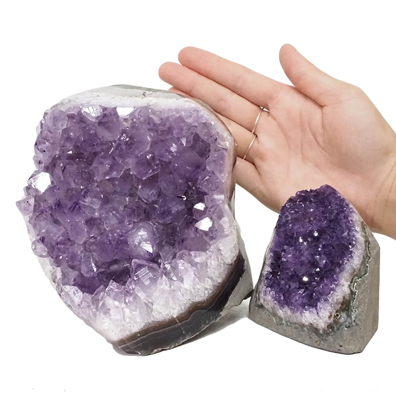 3.82kg Amethyst Polished Crystal Geode Specimen Set 2 Pieces DN811 4 Amethyst Polished Crystal Geode Specimen Set 2 Pieces DN811 | Himalayan Salt Factory