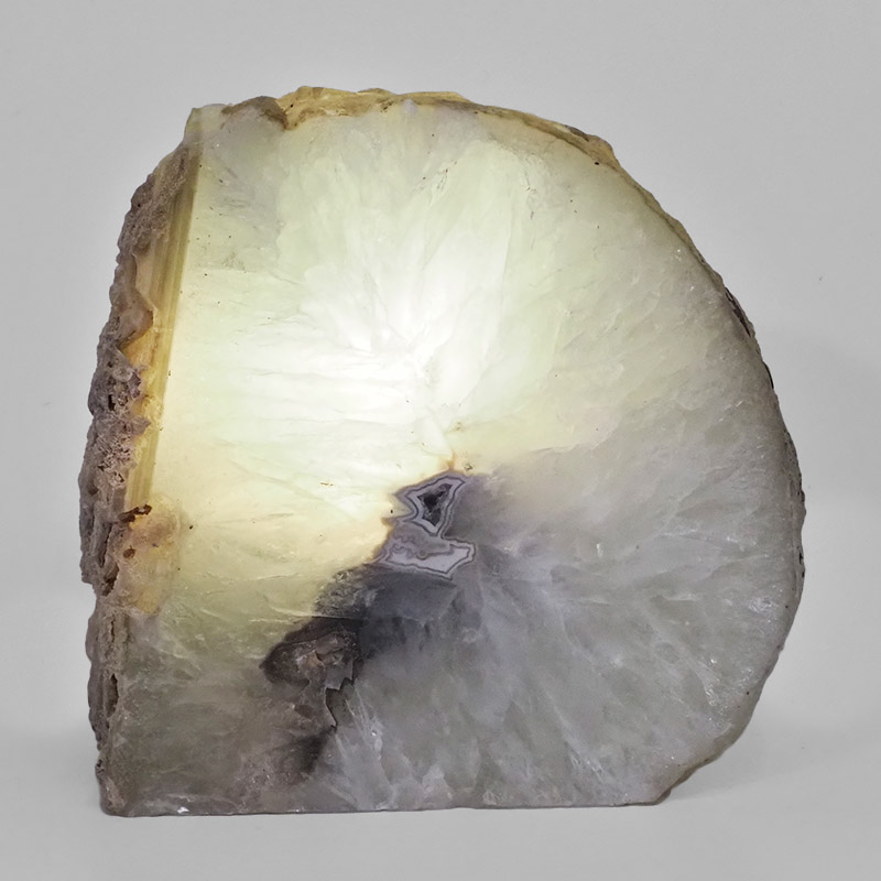 3.50kg Natural Agate Crystal Lamp with LED Bulb N1281 4 Natural Agate Crystal Lamp with LED Bulb N1281 | Himalayan Salt Factory