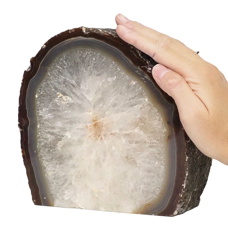 4.80kg Natural Agate Crystal Lamp with LED Bulb N1295 5 Natural Agate Crystal Lamp with LED Bulb N1295 | Himalayan Salt Factory