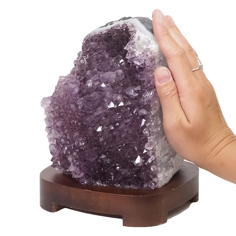 3.32kg Natural Amethyst Crystal Lamp with Timber Base DN803 5 Natural Amethyst Crystal Lamp with Timber Base DN803 | Himalayan Salt Factory