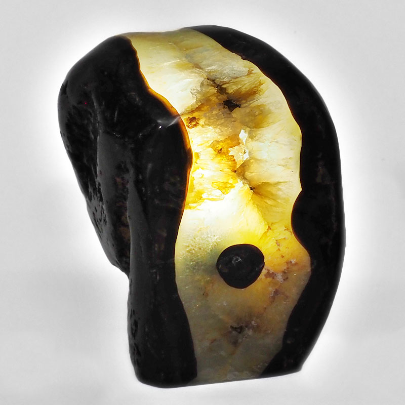 2.31kg Natural River Agate Crystal Lamp with White LED Bulb N1240 4 River Agate Crystal Lamp with LED Bulb N1240 | Himalayan Salt Factory