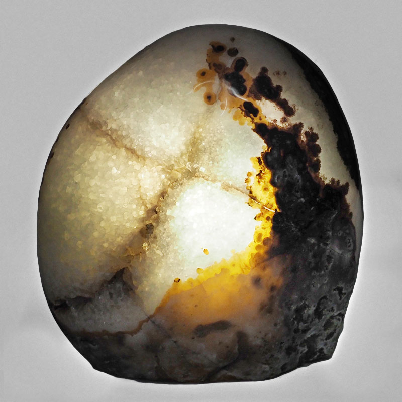 3.30kg Natural River Agate Crystal Lamp with White LED Bulb N1249 4 River Agate Crystal Lamp with LED Bulb N1249 | Himalayan Salt Factory