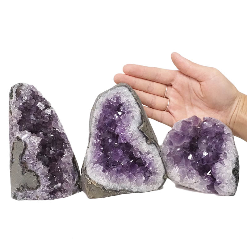 2.55kg Amethyst Polished Crystal Geode Specimen Set 3 Pieces DN863 4 Amethyst Polished Crystal Geode Specimen Set 3 Pieces DN863 | Himalayan Salt Factory