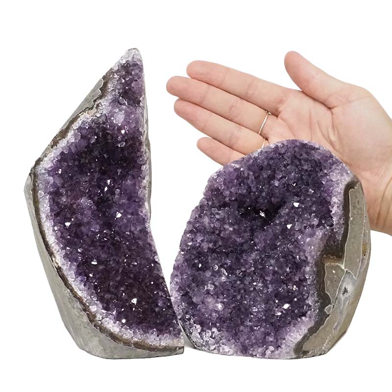2.84kg Amethyst Polished Crystal Geode Specimen Set 2 Pieces DN887 4 2.84kg Amethyst Polished Crystal Geode Specimen Set 2 Pieces DN887 - Image 2