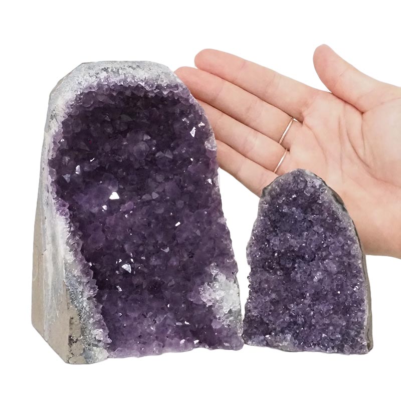 2.20kg Amethyst Crystal Geode Specimen Set 2 Pieces DN1004 4 Amethyst Crystal Geode Specimen Set 2 Pieces DN1004 | Himalayan Salt Factory