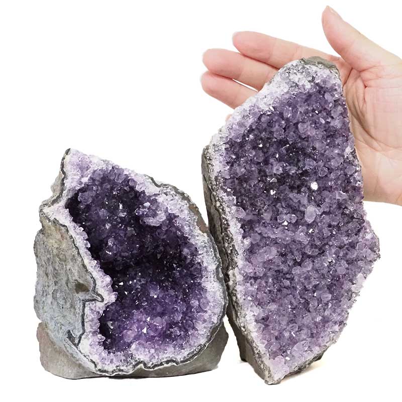 2.20kg Amethyst Crystal Geode Specimen Set 2 Pieces DS1583 4 Amethyst Crystal Geode Specimen Set 2 Pieces DS1583 | Himalayan Salt Factory