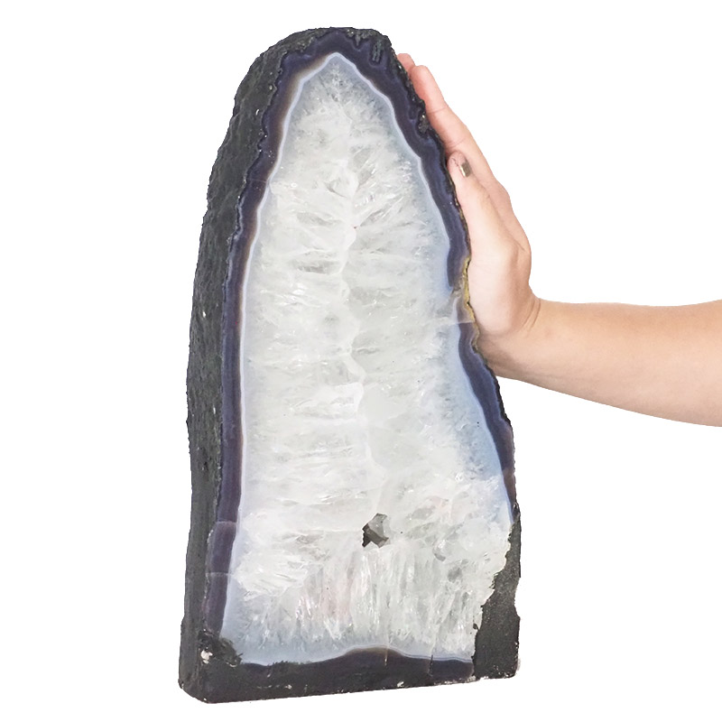 11.06kg Crystal Geode DS1664 4 Crystal Geode DS1664 | Himalayan Salt Factory