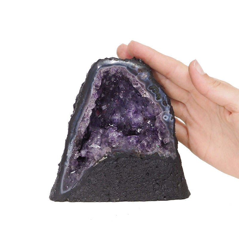 0.84kg Amethyst Geode - A Grade DK484 4 0.84kg Amethyst Geode - A Grade DK484 | Himalayan Salt Factory