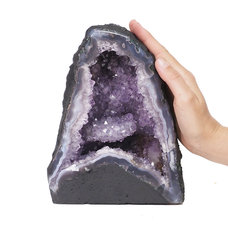 3.38kg Amethyst Geode - A Grade DK425 4 3.38kg Amethyst Geode DK425 | Himalayan Salt Factory