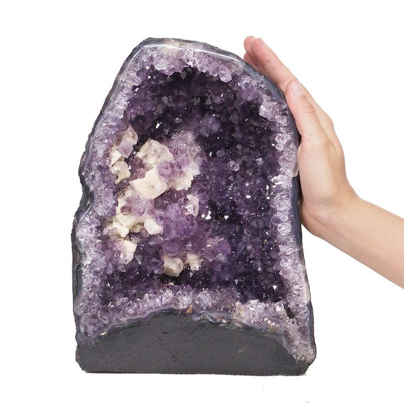 8.16kg Amethyst Geode - A Grade DK434 4 8.16kg Amethyst Geode - A Grade DK434 | Himalayan Salt Factory