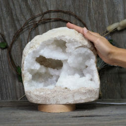 5.35kg Natural Calcite Geode Lamp with Large LED Light Base DK588 9 5.35kg Natural Calcite Geode Lamp with Large LED Light Base DK588 | Himalayan Salt Factory