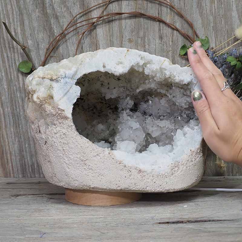 4.72kg Natural Calcite Geode Lamp with Large LED Light Base DN1565 5 Natural Calcite Geode Lamp with Large LED Light Base DN1565 | Himalayan Salt Factory