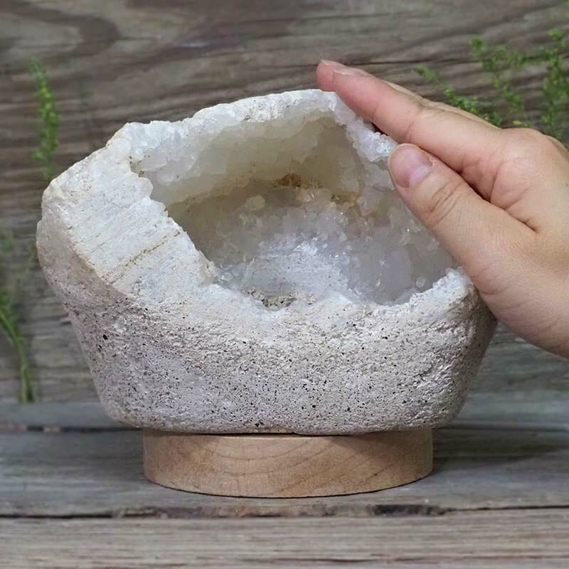 1.94kg Natural Calcite Geode Lamp with Large LED Light Base DS1949 5 Natural Calcite Geode Lamp with Large LED Light Base DS1949 | Himalayan Salt Factory