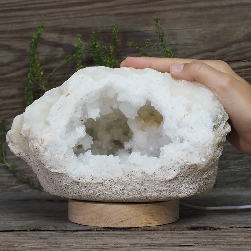 3.00kg Natural Calcite Geode Lamp with Large LED Light Base DN1645 5 3.00kg Natural Calcite Geode Lamp with Large LED Light Base DN1645 | Himalayan Salt Factory