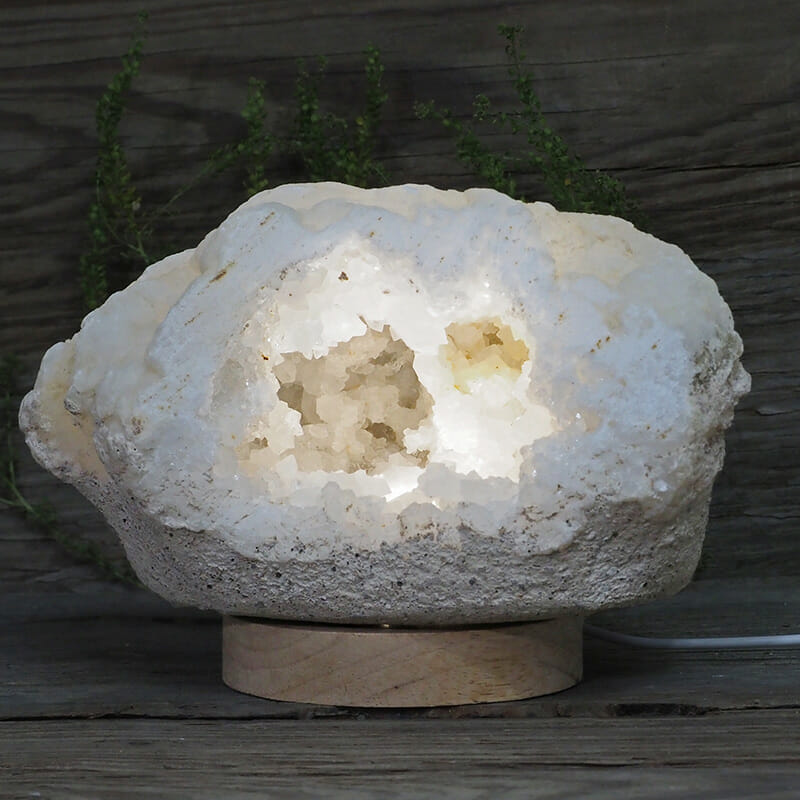3.00kg Natural Calcite Geode Lamp with Large LED Light Base DN1645 3 3.00kg Natural Calcite Geode Lamp with Large LED Light Base DN1645 | Himalayan Salt Factory