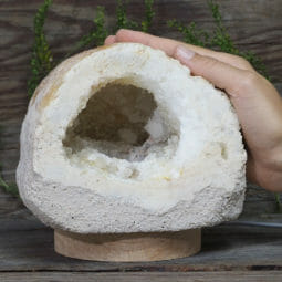 2.39kg Natural Calcite Geode Lamp with Large LED Light Base DN1647 9 2.39kg Natural Calcite Geode Lamp with Large LED Light Base DN1647 | Himalayan Salt Factory