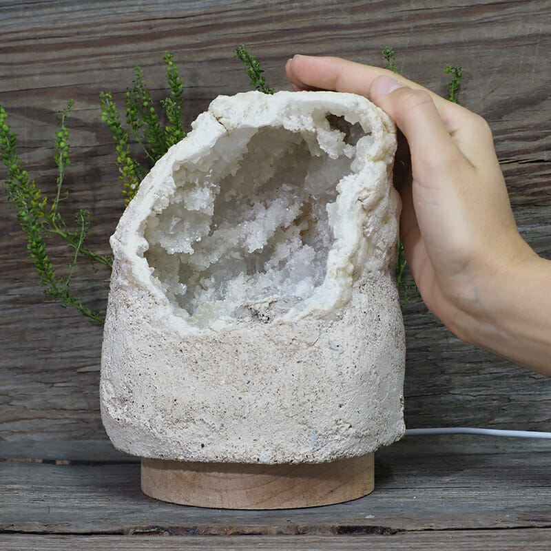 1.94kg Natural Calcite Geode Lamp with Large LED Light Base DN1600 5 1.94kg Natural Calcite Geode Lamp with Large LED Light Base DN1600 | Himalayan Salt Factory