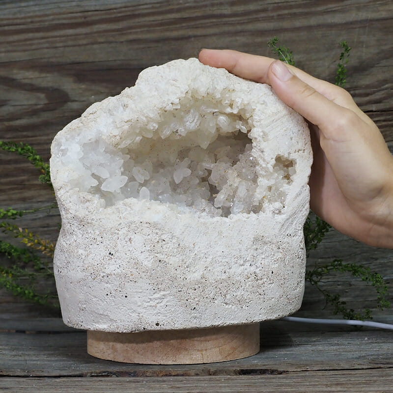 2.30kg Natural Calcite Geode Lamp with Large LED Light Base DN1631 5 2.30kg Natural Calcite Geode Lamp with Large LED Light Base DN1631 | Himalayan Salt Factory