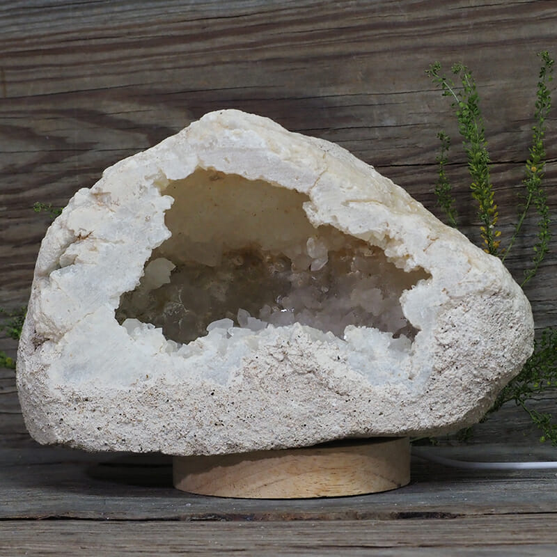 2.87kg Natural Calcite Geode Lamp with Large LED Light Base DN1638 4 2.87kg Natural Calcite Geode Lamp with Large LED Light Base DN1638 | Himalayan Salt Factory