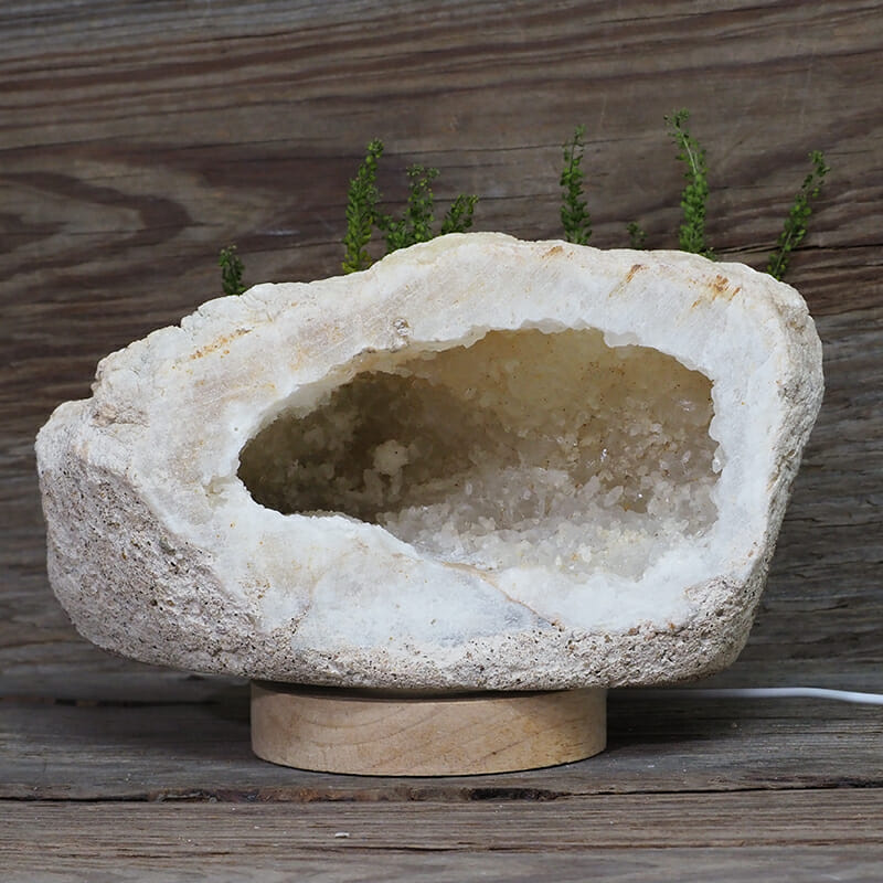 3.02kg Natural Calcite Geode Lamp with Large LED Light Base DN1617 4 3.02kg Natural Calcite Geode Lamp with Large LED Light Base DN1617 | Himalayan Salt Factory