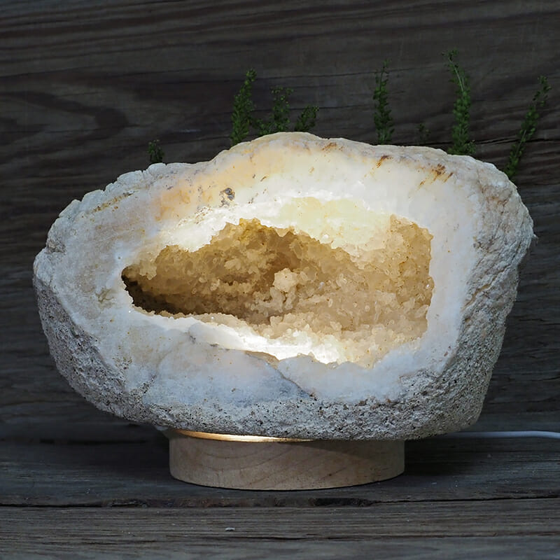 3.02kg Natural Calcite Geode Lamp with Large LED Light Base DN1617 3 3.02kg Natural Calcite Geode Lamp with Large LED Light Base DN1617 | Himalayan Salt Factory