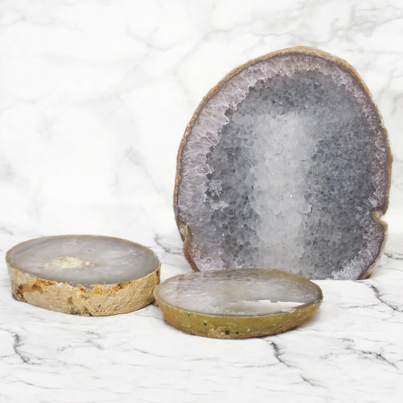 1.9kg Agate Crystal Lamp with 2 Agate Crystal Coasters S361 4 Agate Crystal Lamp with 2 Agate Crystal Coasters S361 | Himalayan Salt Factory