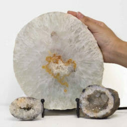 2.05kg Natural Agate Thick Sliced Crystal Lamp with Agate Mini Geode J260 5 Natural Agate Thick Sliced Crystal Lamp with Agate Mini Geode J260 | Himalayan Salt Factory
